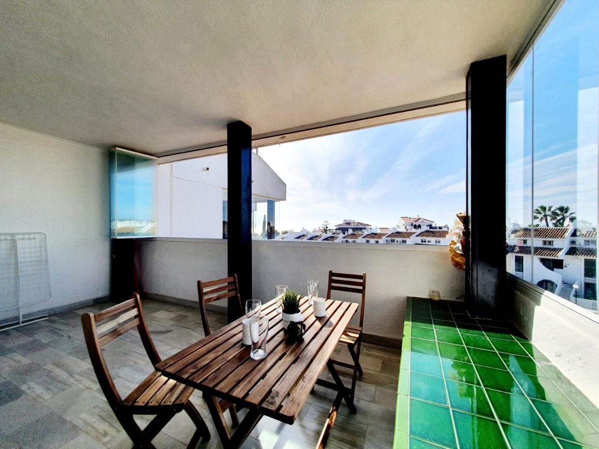 Cozy Apartment On The Beach Sitio de Calahonda Kültér fotó